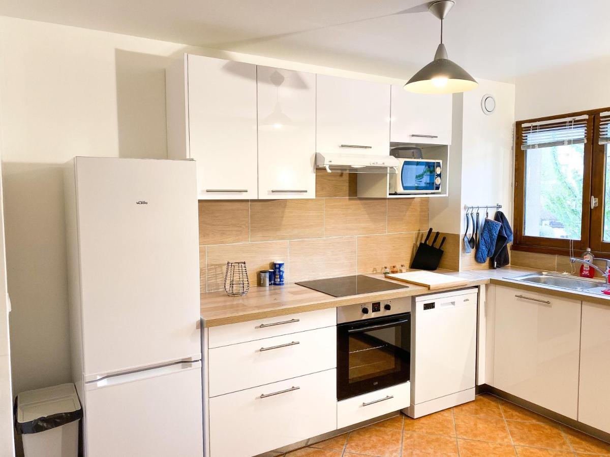 Luxueux Appartement Evry Centre - Parking - Rer A 10 Min Courcouronnes Exterior photo
